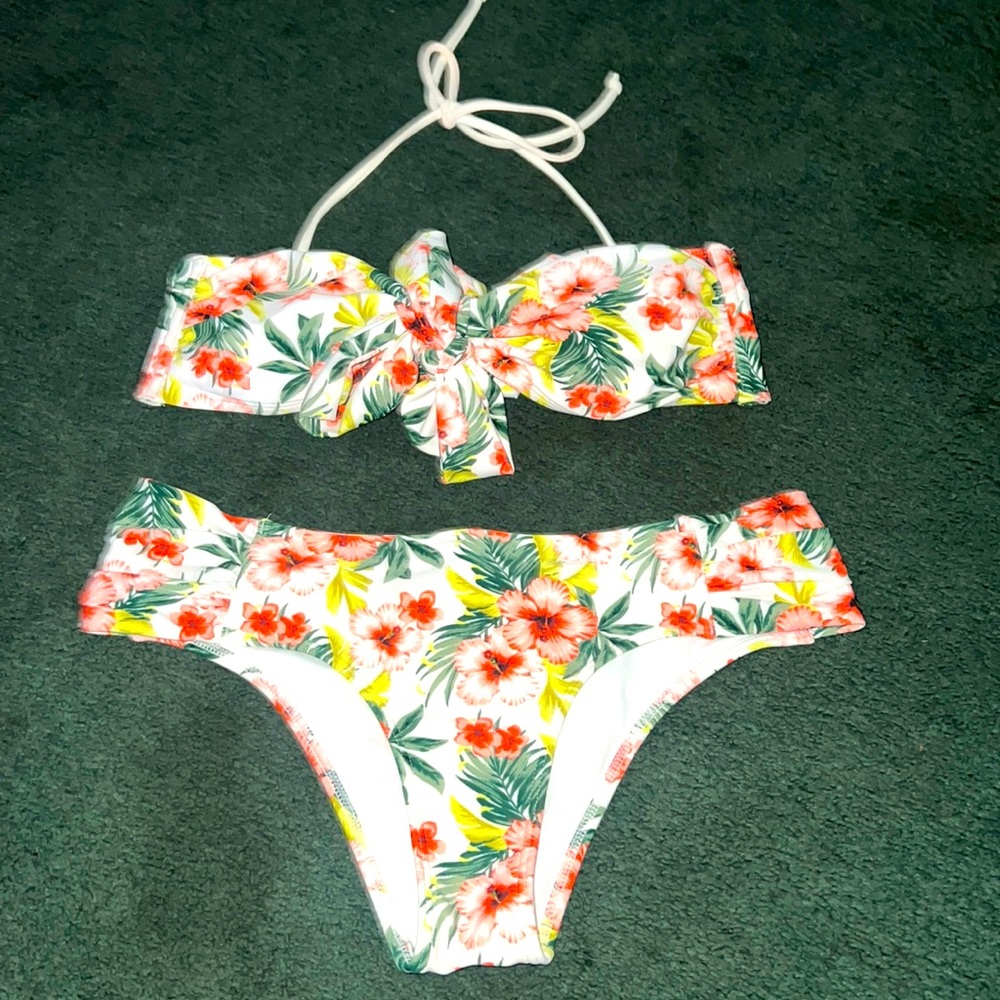 Hollister Bikini large